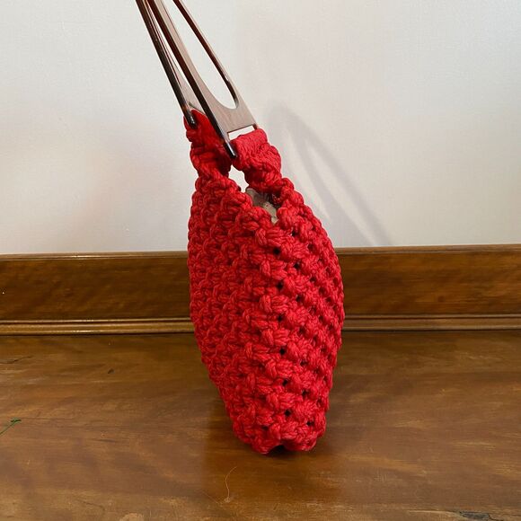 Vintage Boho Cherry Red Crochet Purse with Retro Chunky Amber Lucite Handles - Picture 3 of 10
